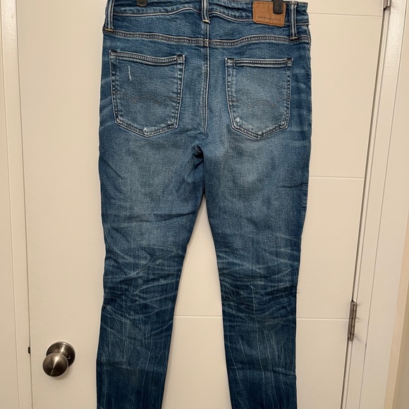 American Eagle Atheltic Skinny - Picture 2 of 4